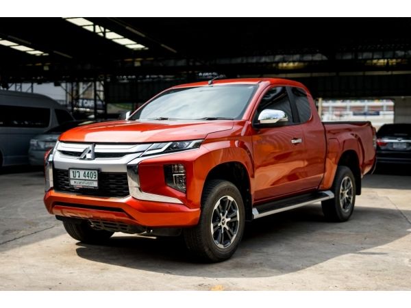 2019 Mitsubishi Triton 2.4 MEGA CABGLS Plus Pickup